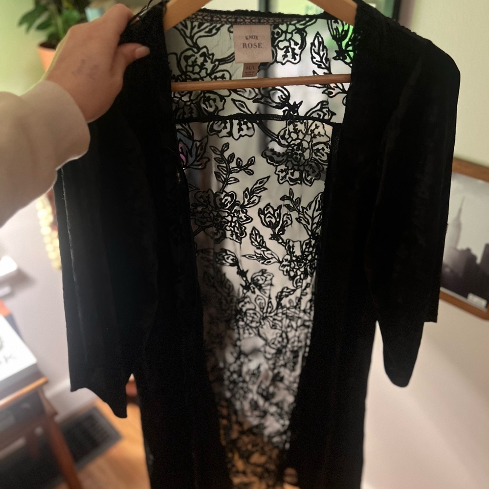 Knox Rose Black Lace & Velvet Cardigan Duster
